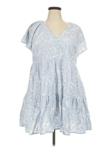 Universal Thread Casual Dress (view 1)