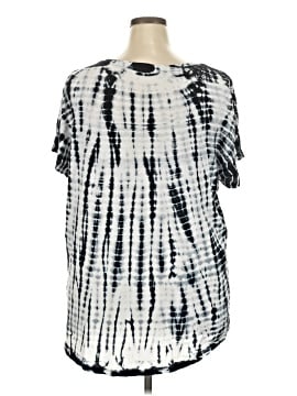 Torrid Short Sleeve T-Shirt (view 2)
