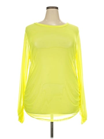 Rouge 3/4 Sleeve T-Shirt (view 1)
