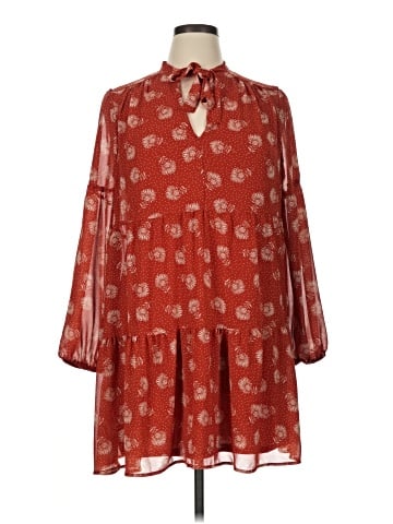 Luxology Casual Dress (view 1)
