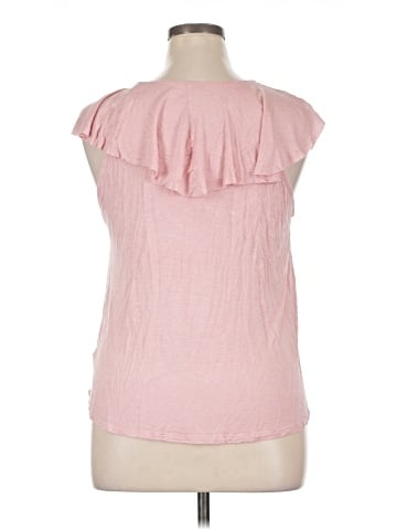 Charlotte Russe Sleeveless T-Shirt (view 2)