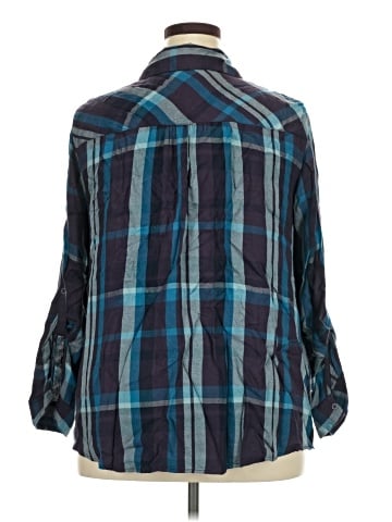Lane Bryant Long Sleeve Button-Down Shirt (view 2)