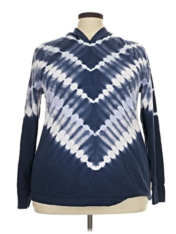 LIVI Pullover Sweater (view 1)
