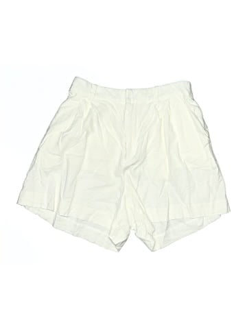 Gap Shorts (view 1)