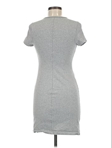 Old Navy Casual Dress (view 2)