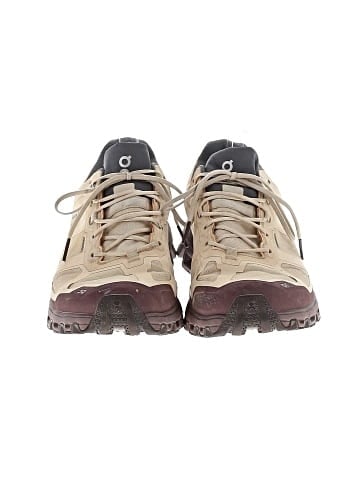 On Cloud Sneakers (view 2)