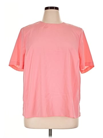 Maggie Barnes Short Sleeve Top (view 1)