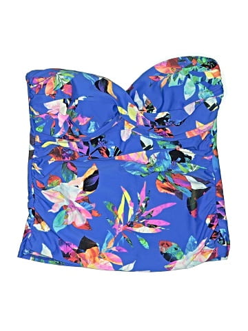 La Blanca Swimsuit Top (view 1)