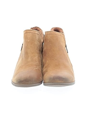 Cobb Hill Ankle Boots (view 2)