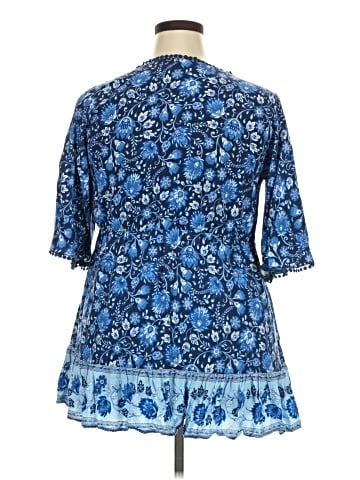 Avenue 3/4 Sleeve Blouse (view 2)