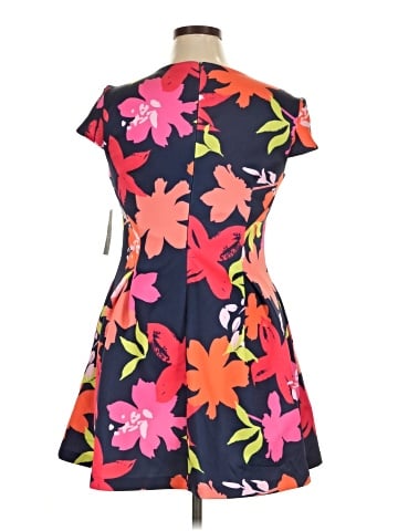 Jessica Howard Casual Dress (view 2)