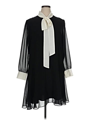 Alexia Admor Casual Dress (view 1)
