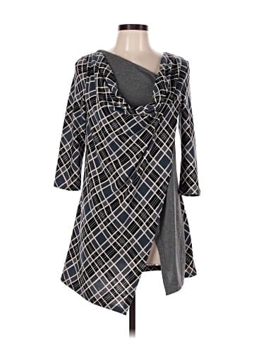 Reborn 3/4 Sleeve Top (view 1)