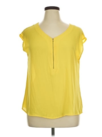 Tacera Short Sleeve Blouse (view 1)