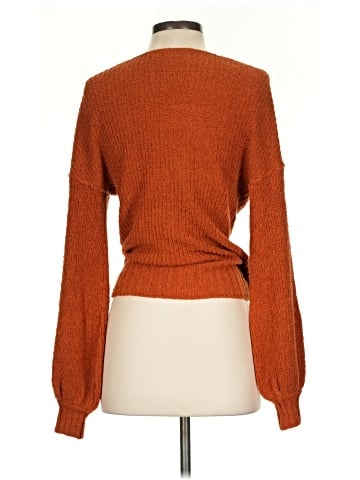 ASTR The Label Pullover Sweater (view 2)
