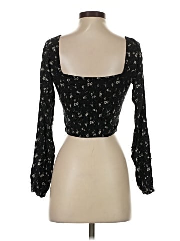 Hollister 3/4 Sleeve Blouse (view 2)