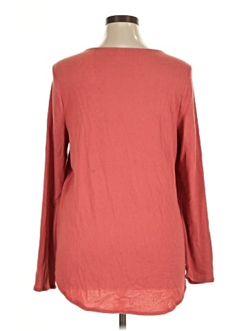 Old Navy Long Sleeve T-Shirt (view 2)