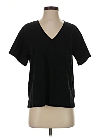 Old Navy Short Sleeve T-Shirt (view 1)