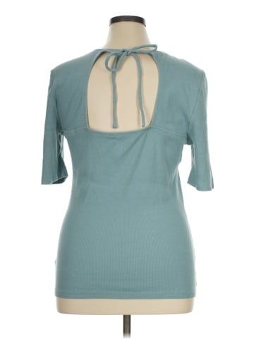 Gap Short Sleeve Top (view 2)