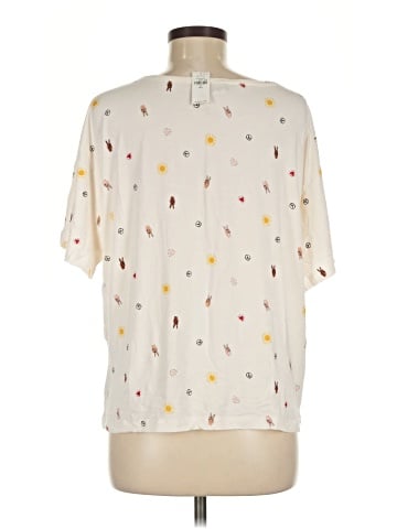 Old Navy Short Sleeve T-Shirt (view 2)
