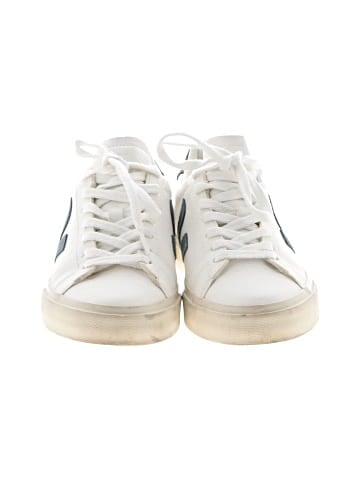 VEJA Sneakers (view 2)