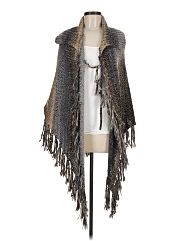 Cartise Poncho (view 1)