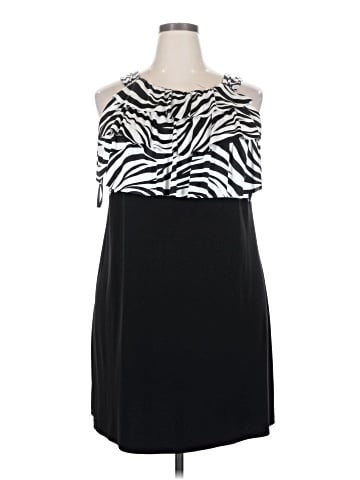 En Focus Cocktail Dress (view 1)