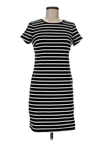 Old Navy Casual Dress (view 1)