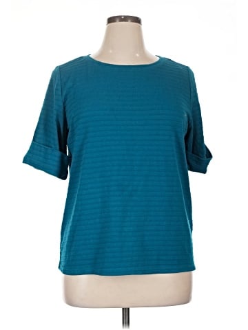 Liz Claiborne Short Sleeve T-Shirt (view 1)