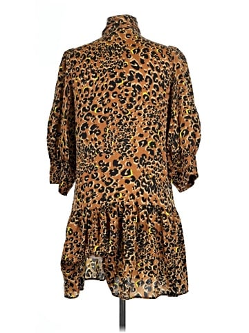 Hunter Bell Casual Dress (view 2)