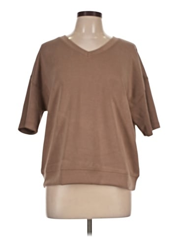 Yogalicious Short Sleeve Top (view 1)