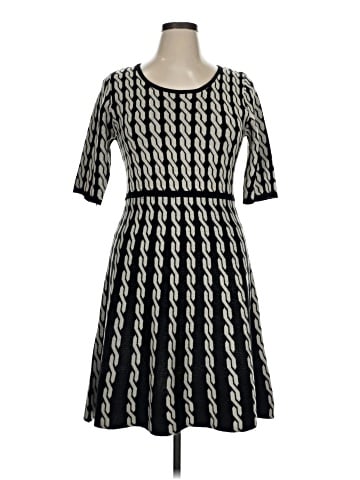 Sandra Darren Casual Dress (view 1)
