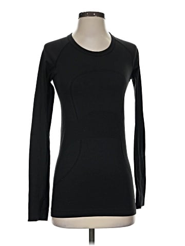 Lululemon Athletica Long Sleeve T-Shirt (view 1)