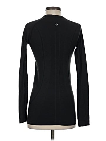 Lululemon Athletica Long Sleeve T-Shirt (view 2)