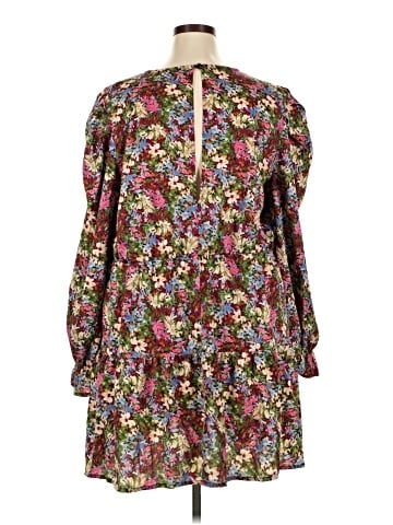 Boohoo Casual Dress (view 2)
