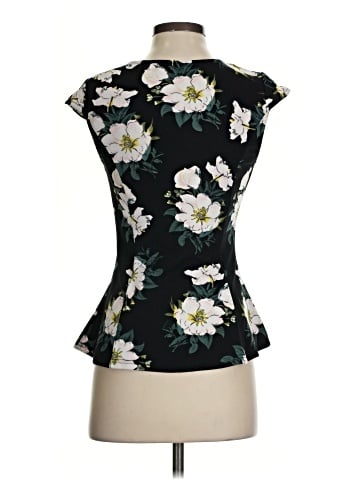 Temt Sleeveless Blouse (view 2)