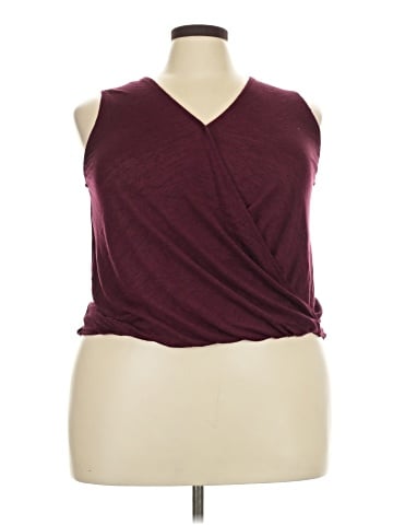 Universal Thread Sleeveless Top (view 1)