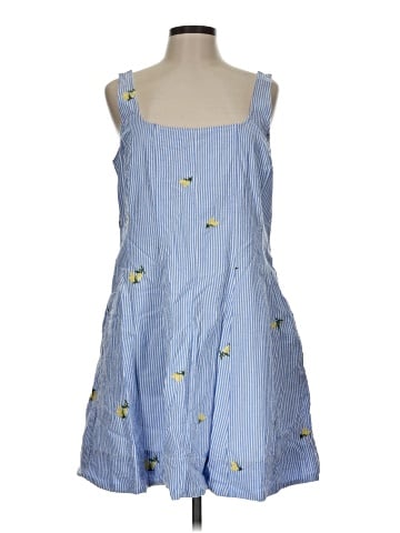 Free Assembly Casual Dress (view 1)