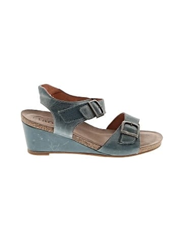 Taos Wedges (view 1)