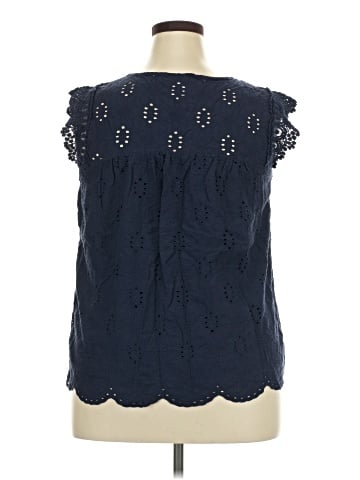Knox Rose Sleeveless Blouse (view 2)