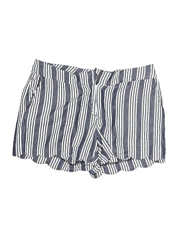 Crown & Ivy Shorts (view 1)