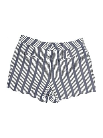 Crown & Ivy Shorts (view 2)