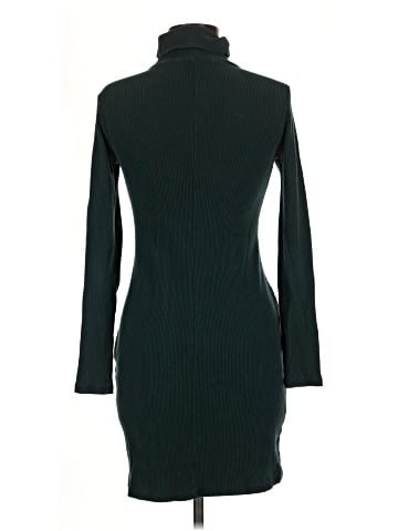 Old Navy Casual Dress (view 2)