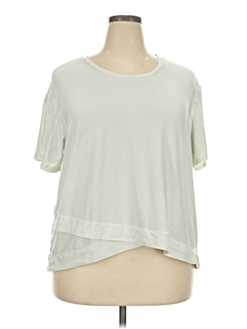 Pro Player Short Sleeve Top (view 1)