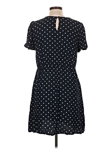 Old Navy Casual Dress (view 2)
