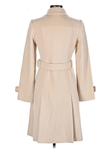 Burberry Trenchcoat (view 2)
