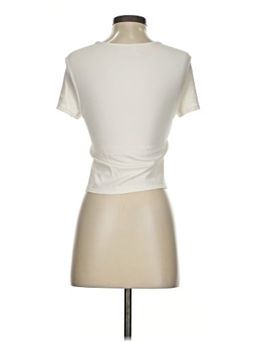 Yogalicious Short Sleeve Turtleneck (view 2)