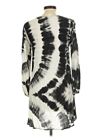 June & Hudson 3/4 Sleeve Blouse (view 2)