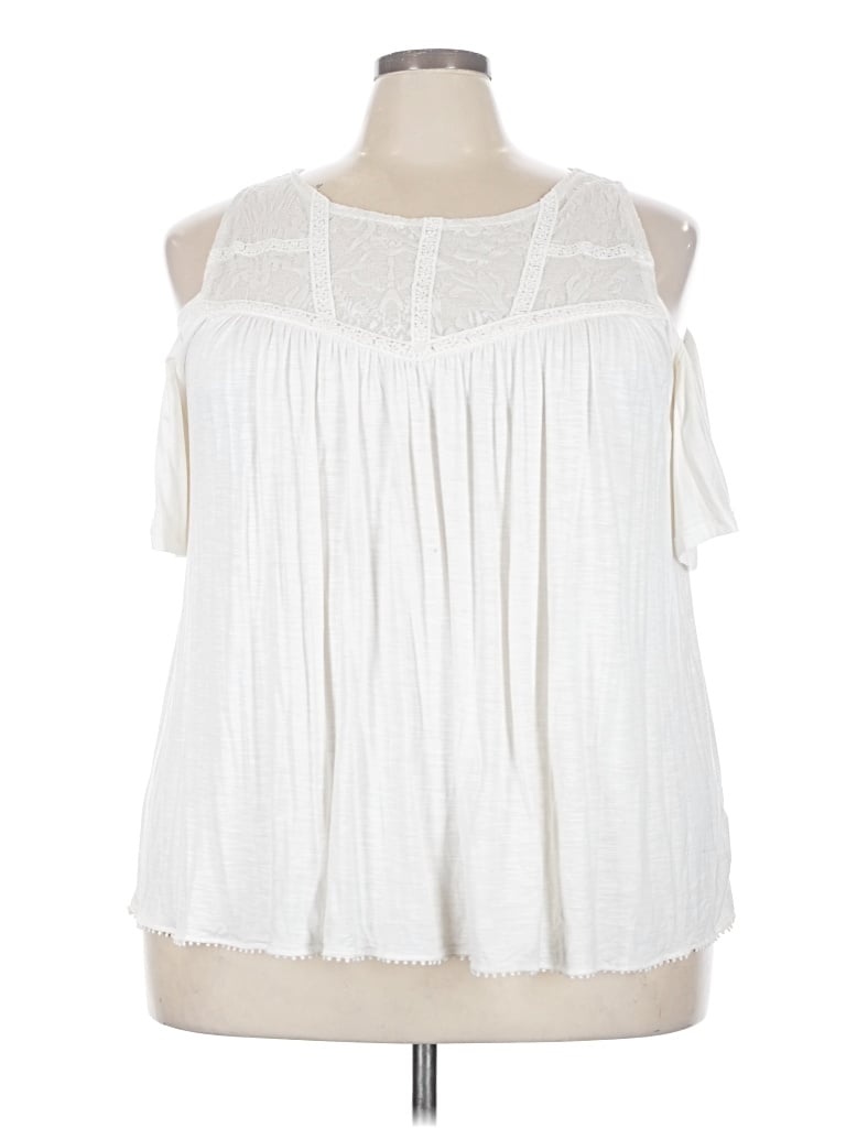 Maurices Sleeveless Blouse In White