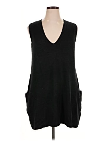 HOTOUCH Sweater Vest (view 1)